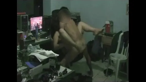 HD Chupando e socando a vara na coroa o que mete e geme feito ninfeta คลิปด้านบน