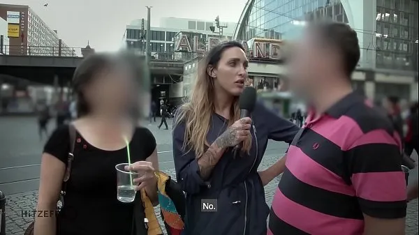 HD HITZEFREI Casal alemão da rua transando com a câmera clipes superiores