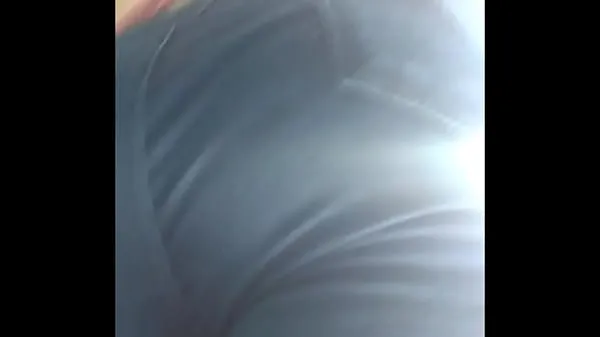 高清I record this asshole without knowing it in the subway and I realize that I was flirting taking the shorts that I had to where I was so that it would look even bigger顶部剪辑