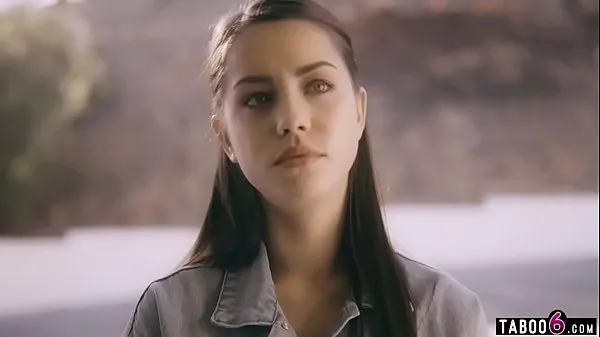 HD Юная няня заключает щедрую сделку с отцом лучшие клипы