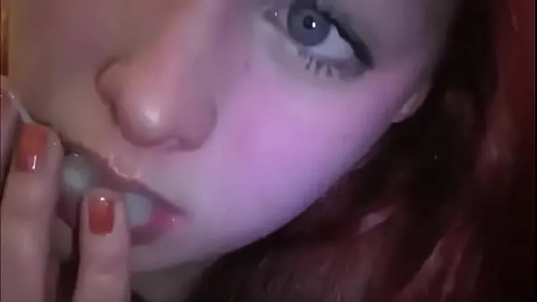 HD Married redhead playing with cum in her mouth κορυφαία κλιπ