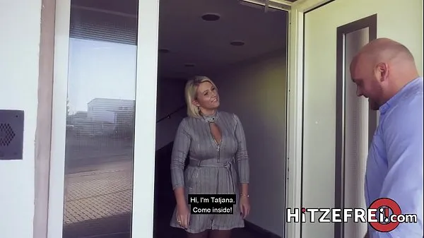 HD HITZEFREI Tatjana encontrou um cara para foder em um aplicativo de namoro clipes superiores