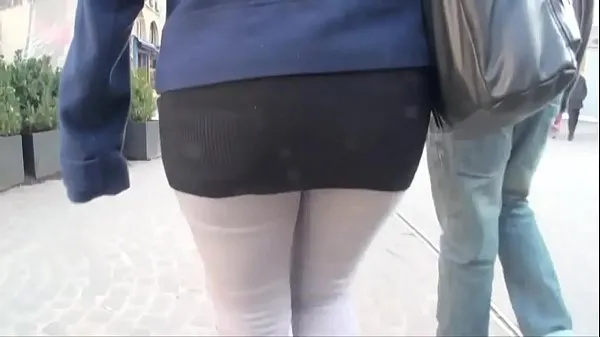 HD Una giovane coppia viene contattata per strada per fare sesso anale in tre migliori clip