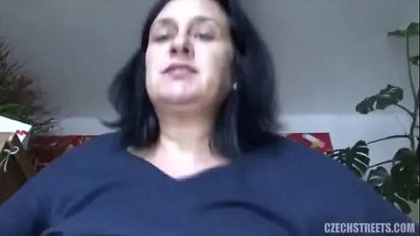 HD Busty mature gets fucked for money κορυφαία κλιπ
