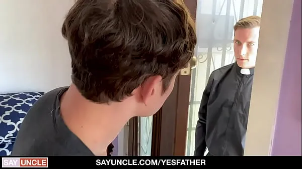 HD-The priest believes that boys should have access to him at all hours of the night and day, and he will never turn away a young man who is looking for conversation mest populære klipp