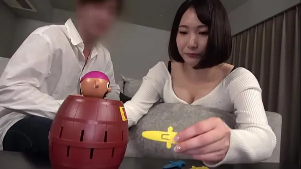 高清POV] 中出可爱的大三。 她在真空吹箫时有一个令人惊叹的蓬松柔软的胸部。 她隐藏的性感差距是不可抗拒的。 制造噪音的口交使人感到愉悦。小穴/逼 乳交 性交/做爱 偷拍 穴 正常位 骑乘位 后入 口交 婊子 清纯系 女孩 鸡巴 人妻 NTR，牛头人 手穴 高潮喷水 风俗 爱情旅馆 花心 偷窥 颜射 内射 射精顶部剪辑