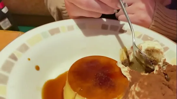 高清与一个大胆的女孩发生性关系，她的乳头和双腿在处于最佳姿势的女人身上伸展开来。 纤细美丽的乳房粉红色乳头青少年太色情了。 日本业余自制色情片。小穴/逼 乳交 性交/做爱 偷拍 穴 正常位 骑乘位 后入 口交 婊子 清纯系 女孩 鸡巴 人妻 NTR，牛头人 手穴 高潮喷水 风俗 爱情旅馆 花心 偷窥 颜射 内射 射精顶部剪辑