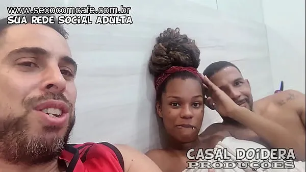 ایچ ڈی Behind the camera and backstage recording from brazilian black 18yo girl doing porn for the first time and telling her experience losing her ass virginity ٹاپ کلپس