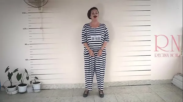 高清在监狱里拍照。 被拘留的女士是监狱的囚犯。 她被要求在镜头前脱衣服。 角色扮演。 完整视频 在监狱里，女性被要求脱衣服拍照。 他们别无选择。 他们打扮得很滑稽。 并滑稽地脱光衣服。 女囚犯被要求脱光衣服，以换取在监狱中的良好服务。 一些母 同意在监狱长面前赤身裸体来获取食物。 监狱，监狱长，长袍，屈辱，统治，惩罚，惩罚，顺从，现实，偷窥者，偷窥者，奴隶，手无寸铁，欺侮，警察，警官，官员，手镯，刑事，小偷顶部剪辑