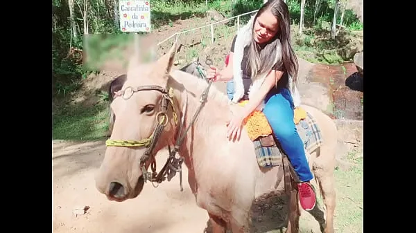 HD Minha primeira experiência com um cavalo . Não aguentei e fiz isso üst Klipler