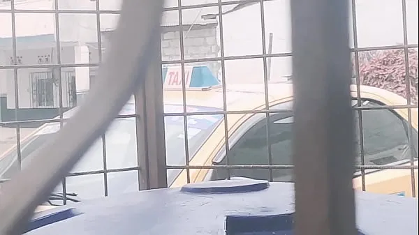 HD I invited the taxi driver because he didn't have to pay and I gave him a good blowjob with fucking Klip atas