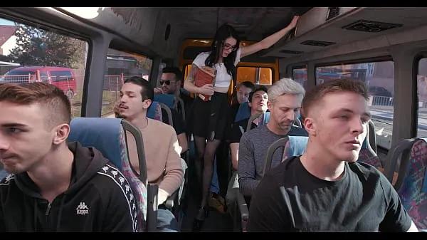 HD Eine nasse Bibliothekarin im Bus, Anna de Ville (selbstgesteuert) 9on1, ATM, DAP, Gapes, Monster ButtRose, Pee Drink, Swallow GIO2282 Top-Clips