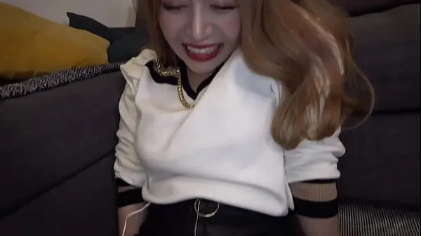 高清她是一個纖細的澀谷gal。 她的曲線又緊又粘！ 她會做任何我讓她做的事情，不管它多麼頑皮！ 我和那個婊子發生了一次原始的餅性行為顶部剪辑