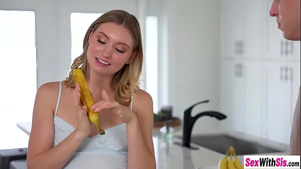 HD Your banana is so big and sweet stepbro so let teen Emma Sirus suck it and satisfy you clipes superiores