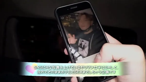 高清part1 Rena-chan 在美容沙龙的私人房间里 一位拥有 G 型罩杯和柔软大屁股的美女出现了！ 从打手枪到现场性爱 我要给她美美的皮肤来个面部精修顶部剪辑