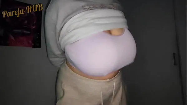 ایچ ڈی My Neighbor shows me a Video playing with her Huge Tits ٹاپ کلپس