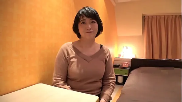 HD Treasured footage of pregnant Japanese MILF in hotel top Clips