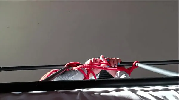 HDBound and hooded I'm taking a cock down my throat with moaning and spitトップクリップ