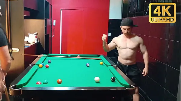 HD Travesti comendo minha piça com gosto Top-Clips